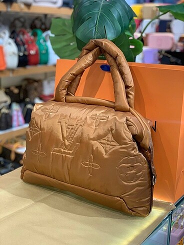 Louis Vuitton Yeni LV