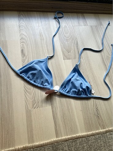Penti bikini üstü
