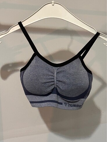 Hummel büstiyer
