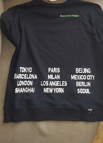 Nike Nike Worldwide Sweatshirt