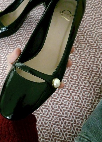 Siyah Tokalı Modern Klasik Topuklu Ayakkabı - Görsel 2