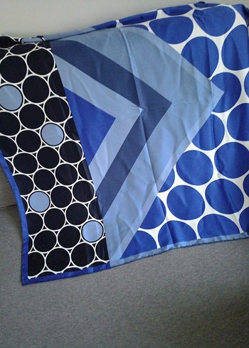 Kadın Lacivert Desenli eşarp - Görsel 3