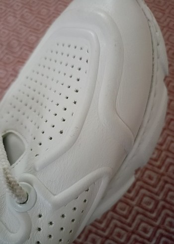 Beyaz Bağcıklı Kadın Spor Ayakkabısı deri - Görsel 2