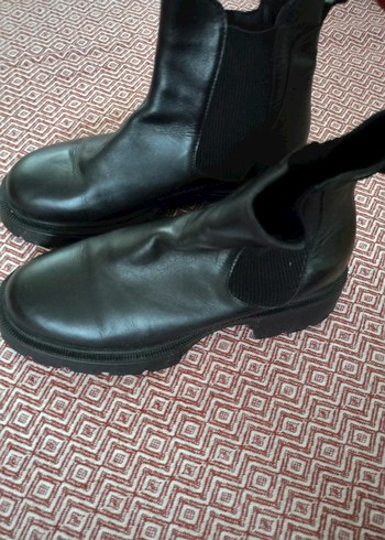 Siyah Lastikli Kadın Bot deri - Görsel 2