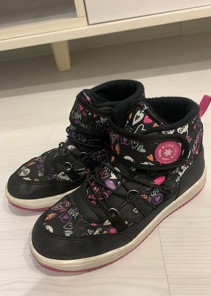 LCW çocuk bot - Görsel 3