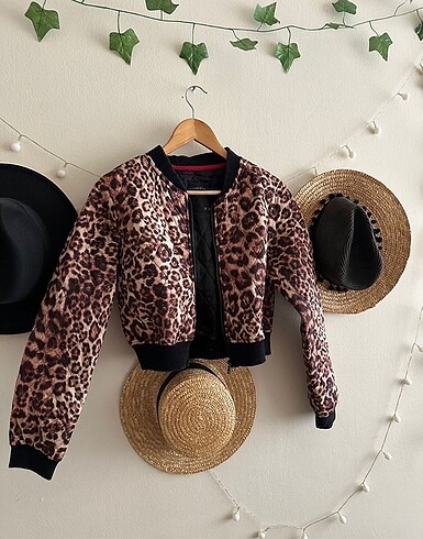 Leopar desenli mont
