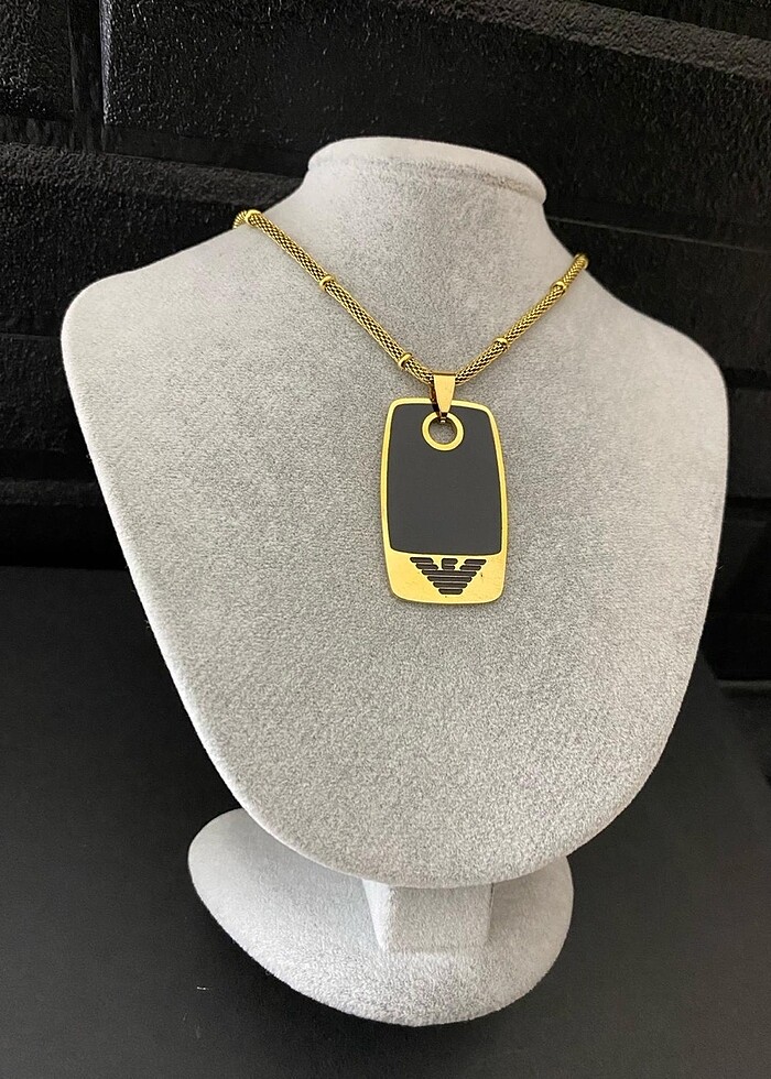 Emporio Armani gold siyah detay çelik kolye - Görsel 2