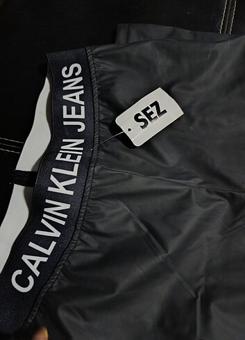 m Beden Calvin Klein detay deri tayt