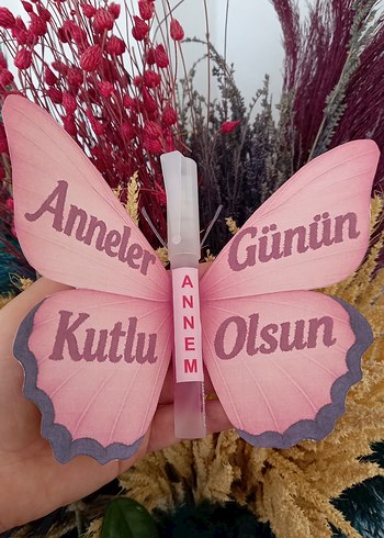 Pembe Kelebek Figürlü hediye parfüm.