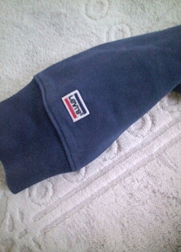 m Beden kırmızı Renk Levi's sweatshirt 