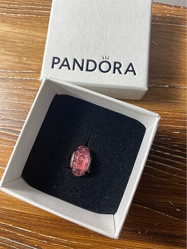 Pandora Pandora kırmızı murano charm