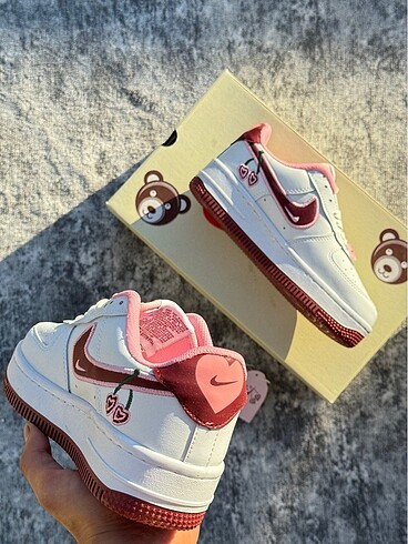 Nike Nike Air Force 1 ?Kiraz? İthal Ürün