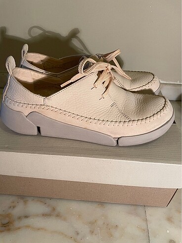 37,5 Beden ten rengi Renk Clarks Hafif Gunluk Ayakkabi