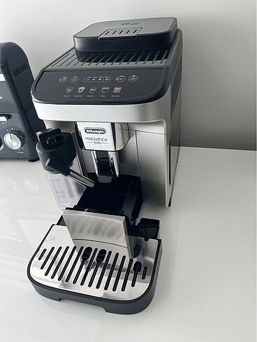 Beden Renk Delonghi tam otomatik kahve makinesi