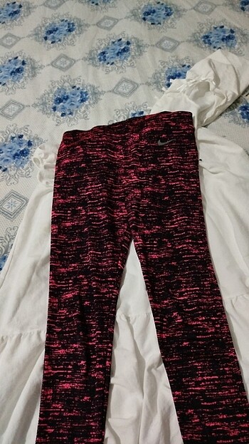 Yeni gibi Nike spor Tayt