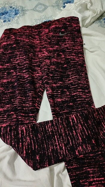 s Beden Yeni gibi Nike spor Tayt
