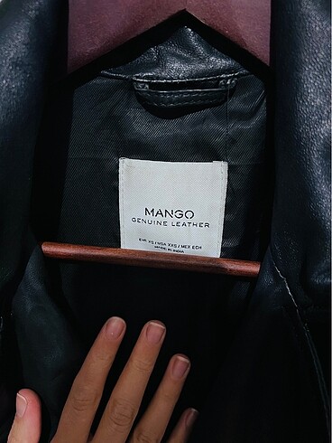 xs Beden siyah Renk Mango deri ceket