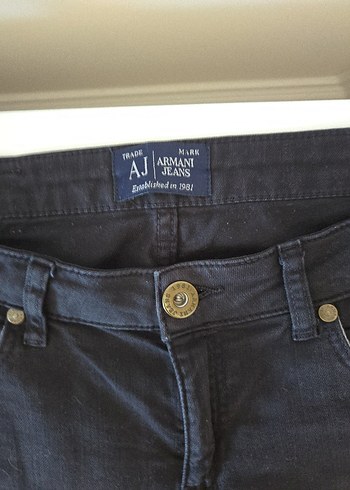 Armani Düğmeli Siyah Kadın Midi Boy Kot Pantolon