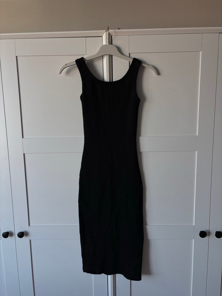 Siyah Midi boy yuvarlak yaka Kolsuz Kadın Elbise - Görsel 2