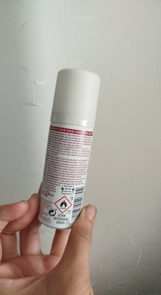 Batiste Kiraz Kokulu Kuru Şampuan 50 ml - Görsel 2