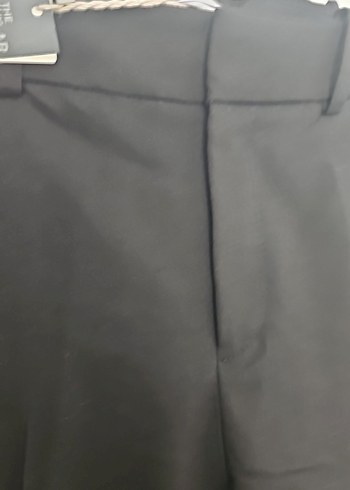 36 Beden siyah Renk MANGO 36 Beden Siyah Kadın Kumaş Pantolon