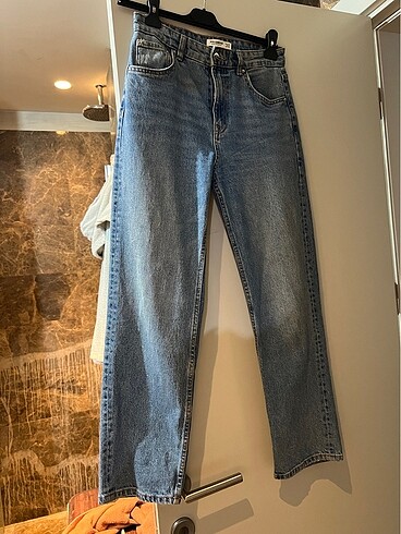 Pull and Bear Jean mavi
