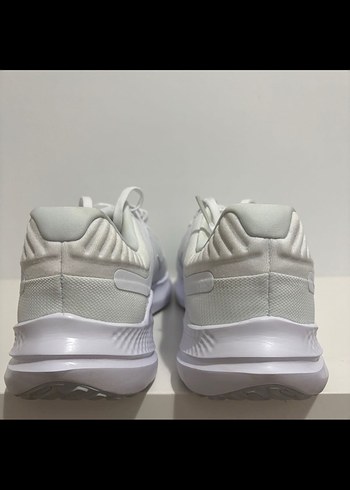 Nike Beyaz Quest 5 Erkek Spor Ayakkabısı - Görsel 5