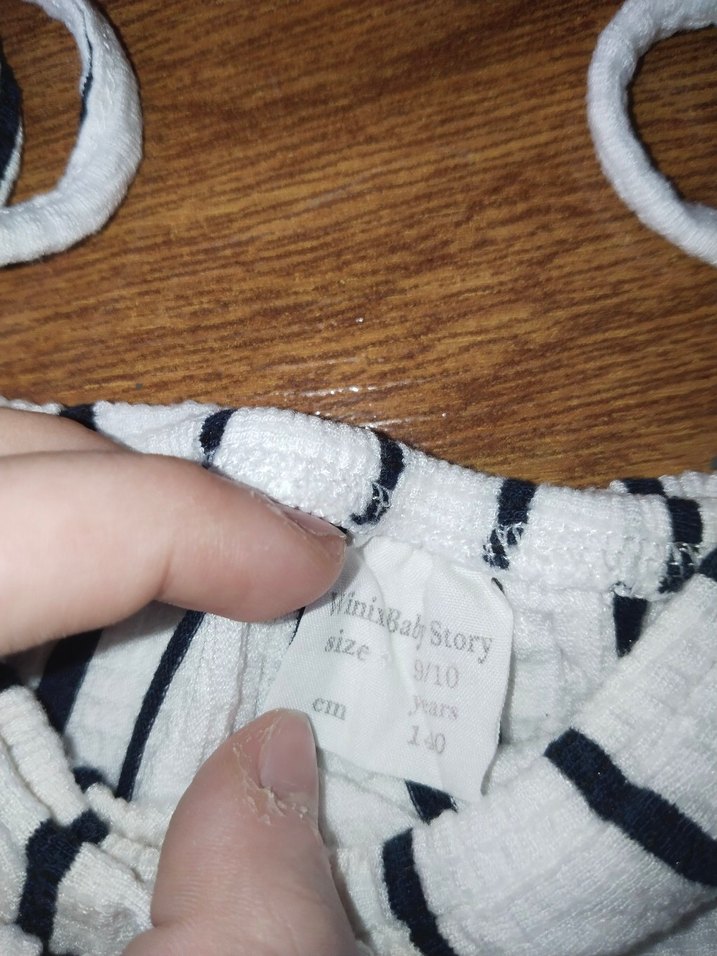 9 yaş Beyaz Çizgili kız çocuk Mini Tulum - Görsel 3