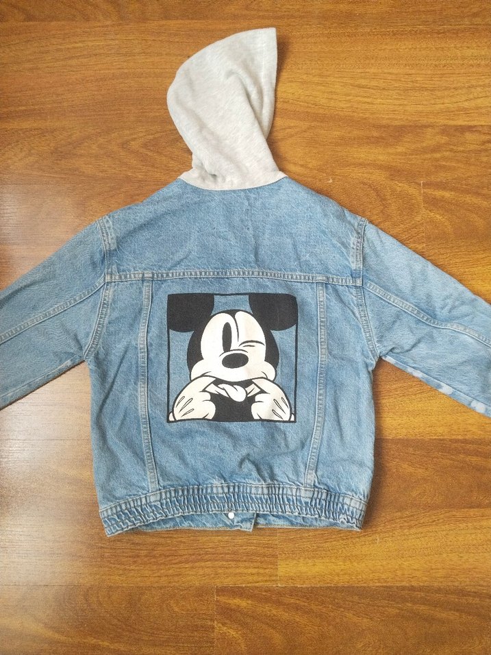 Kapüşonlu Düğmeli Mavi Denim Ceket - Görsel 3