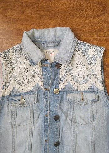 Dantelli Kolsuz Bej Denim Yelek - Görsel 2