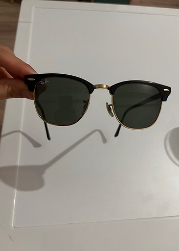 Ray-Ban Kadın Siyah Klasik Güneş Gözlüğü