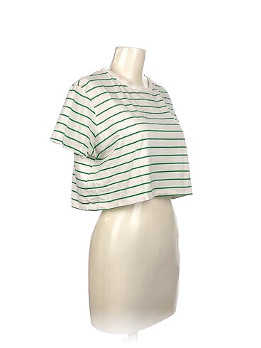 LC Waikiki LC Waikiki T-shirt %70 İndirimli.