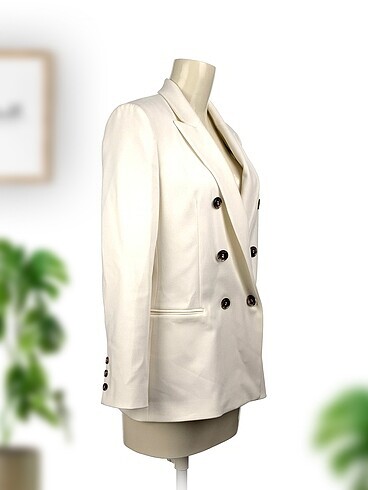 ipekyol ipekyol Blazer %70 İndirimli.