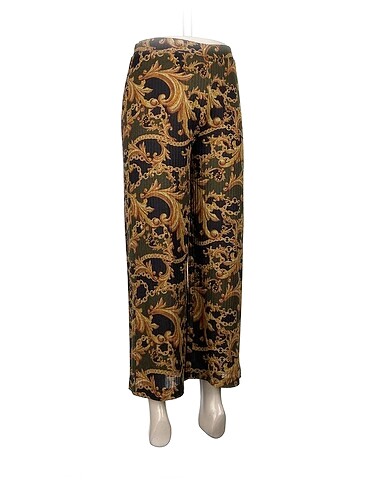 Zara Zara Kumaş Pantolon %70 İndirimli.