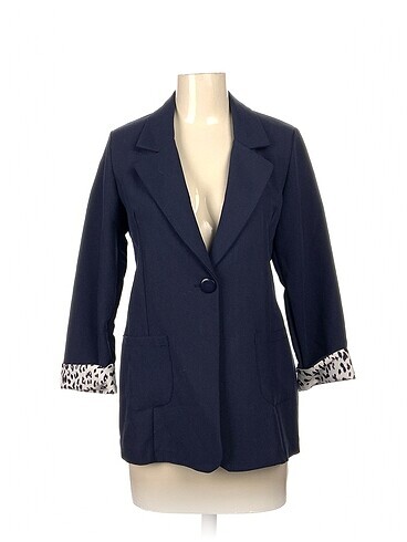 Diğer Blazer %70 İndirimli.
