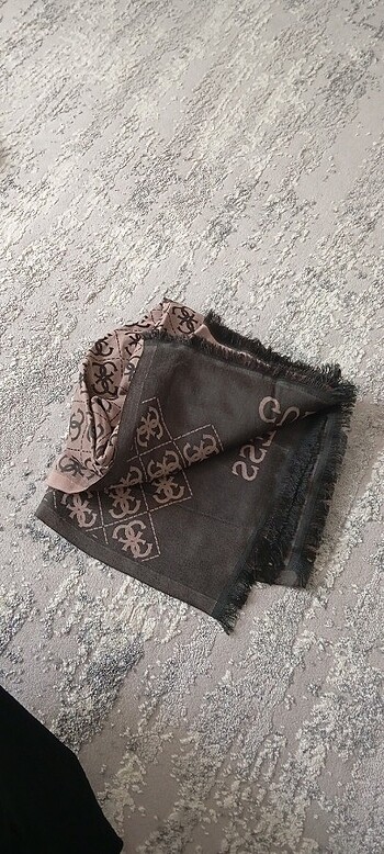  Beden Pamuklu şal guess