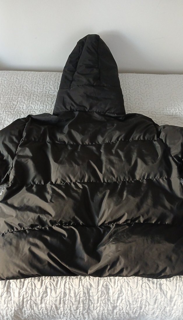 Siyah Kapüşonlu Fermuarlı Kısa Mont - Görsel 5