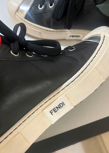 37 Beden Siyah Kadın Spor Ayakkabı Fendi