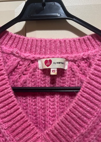 Pembe V Yaka Örgü Kadın Kazak - Görsel 2