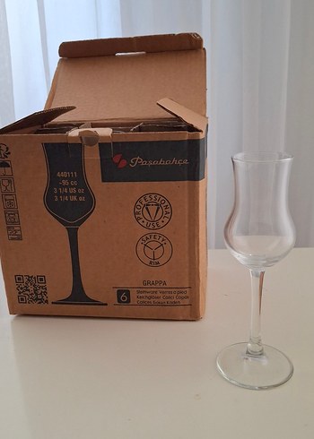 Beden beyaz Renk Pasabahce Grappa Kadeh Seti 95 cc 6'lı