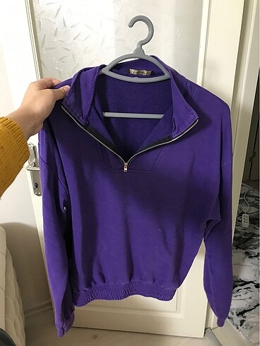 Zara Sweat