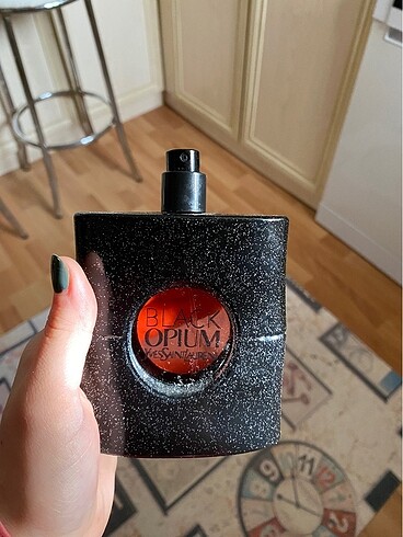 BLACK OPIUM