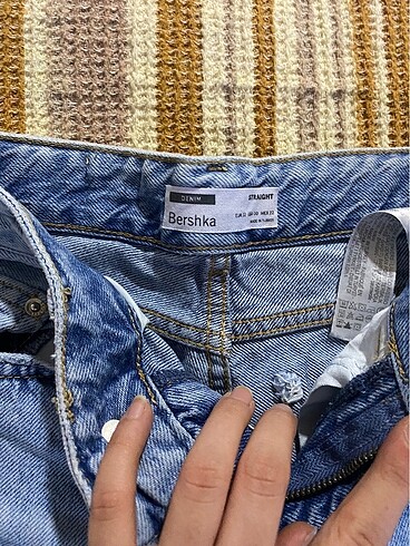 s Beden Bershka pantolon