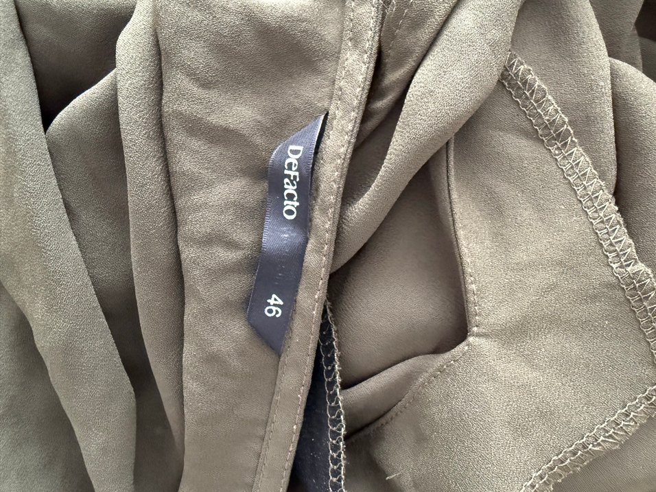 Salaş V Yaka Kadın Atlet - Görsel 4