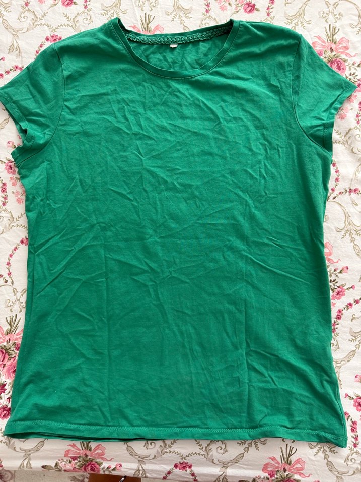 Gri Dantel Detaylı Bluz - Görsel 4