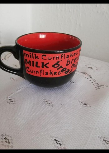 Kırmızı İç Renkli Siyah Kulplu Kupa - Görsel 4