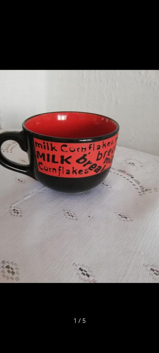 Kırmızı İç Renkli Siyah Kulplu Kupa - Görsel 4