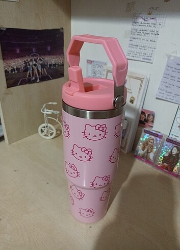 Beden pembe Renk Hello kitty termos stanley model
