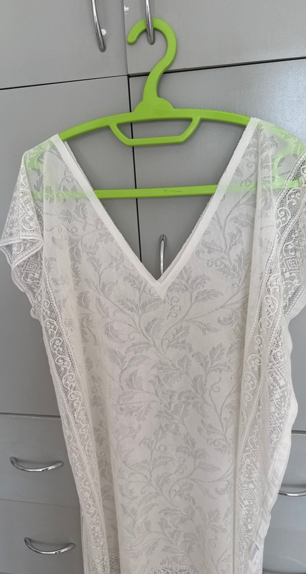 Dantel Detaylı Beyaz V Yaka Bohem Pareo - Görsel 2