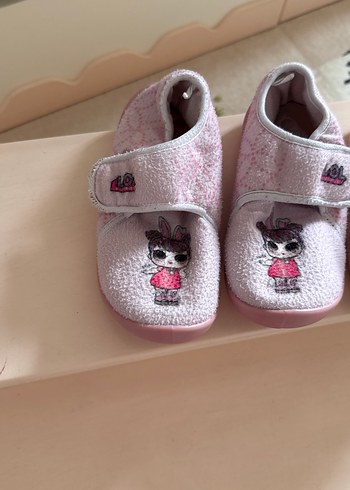 LC Waikiki Kız Çocuk Pembe Nakışlı Polar Terlik